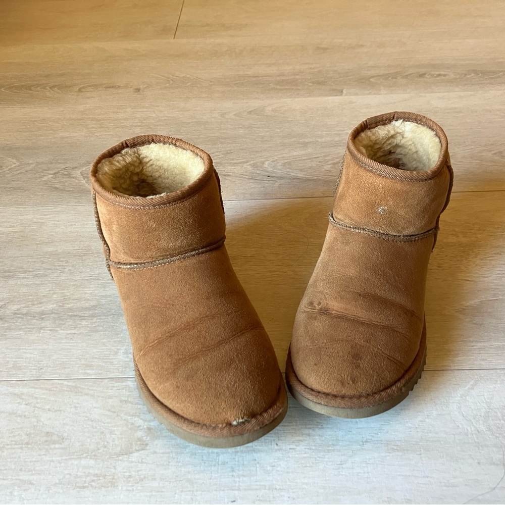 UGG Boots 6W